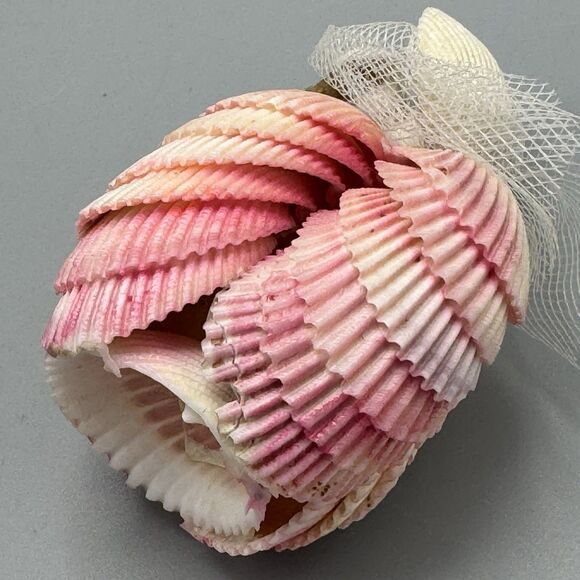 Vtg Handmade Seashell Art Figurine Bride Doll Folk Art Pink Nautical Kitschy - Picture 9 of 10